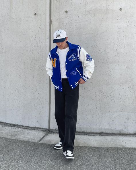 Blue Outfit Ideas Men, Varsity Jacket Outfit Mens, Varsity Streetwear, Jaded Man, Varsity Jacket Outfit, Boys Fits, Trendy Boy Outfits, Varsity Jacket Men, Seoul Fashion Week