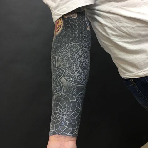 White Over Black Tattoo Cover Up, Blackwork Tattoo Coverup, White Over Black Tattoo, Forearm Cover Up Tattoos, Black Sleeve Tattoo, Geometric Tattoo Sleeve Designs, Hexagon Tattoo, Tattoo Cool, Geometric Sleeve Tattoo