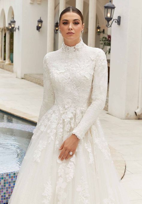 Wedding Dresses Hijab, Wedding Dress Hijab, Wedding Dress Long Sleeves, Wedding Dresses Near Me, Floral Lace Wedding Dress, Dress Couture, Montana Wedding, Top Wedding Dresses, Tulle Ball Gown