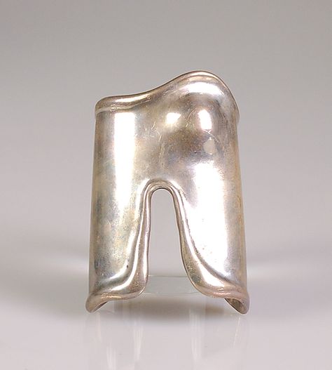 Elsa Peretti: Bracelet manufactured by Tiffany & Co, 1975. Bone Bracelet, Art Bracelet, Brooklyn Museum, Modernist Jewelry, Elsa Peretti, Costume Collection, Tiffany And Co, Factory Outlet, Silver Cuff Bracelet