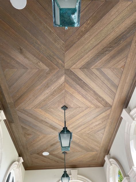 Wood Entry Ceiling, Light Wood Coffered Ceiling, Trey Ceiling Ideas Wood, Wood Inlay Ceiling, Wooden Ceiling Detail, Kitchens With Wood Tone Cabinets, Wood Ceiling Design Ideas, Herringbone Tray Ceiling, Teak Ceiling Bathroom