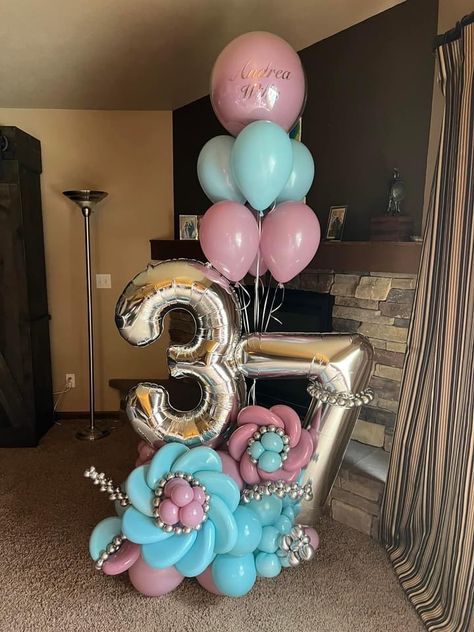 Happy Birthday Balloons Bouquet, Ballon Buquet, Birthday Balloons Bouquet, Balloons Art, Balloons Bouquet, Shower Balloons, Balloons Decorations, Balloon Ideas, Happy Birthday Balloons