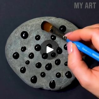 Painting On Stone, Art Reels, Magical Paintings, Pebble Painting, Rock Crafts, Crafty Craft, Stone Rocks, Stone Art, Stone Painting