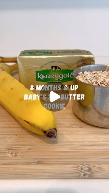 Natalie | Motherhood | Recipes on Instagram: "Day 76 Baby’s First Butter Cookie 🍪   This simple, 3 ingredient cookie is a great recipe if baby is starting finger foods and trying out different textures. If you know me by now you know how much I love grass fed butter for babies, it is a great healthy fat, rich in omega 3 and 6 which is so crucial for babies brain development in the first year of life, don’t be afraid of fat content for your little ones they need it! Zion really loved these and had so much fun eating them, I hope you try it for your baby too! 🥰  Ingredients:  1 spotty banana 🍌(the more brown the sweeter the cookie)  1 cup oats  2-2 1/2 tbsp of melted grass fed butter 🧈  (Depending on how big banana is)  -Blend 1 cup of oats till it forms a flour -Mash one banana in mixin Baby Banana Recipes, Oat Cookie Recipe, Big Banana, Toddler Foods, 3 Ingredient Cookies, Sugar Free Cookies, Chocolate Snacks, Oat Cookies, One Banana