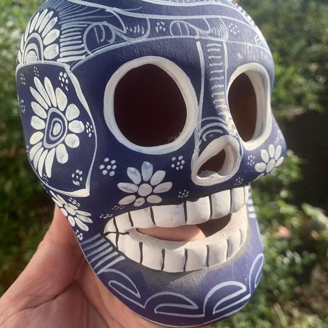 Join me for a creative paint and sip class in Hanwell, London where you’ll decorate your own ceramic skull with paints and markers. This workshop is perfect for beginners or anyone wanting to get creative. All materials and equipment needed for your skull will be provided, except for aprons if you get messy! A sugar skull, also known as a calavera de azúcar, is traditionally a highly decorated, brightly coloured, skull made of sugar which is made to celebrate the Day of the Dead in Mexico. T... Ceramic Skull, Painted Skull, The Day Of The Dead, Skull Painting, Paint And Sip, Day Of The Dead, Join Me, The Dead, Sugar Skull