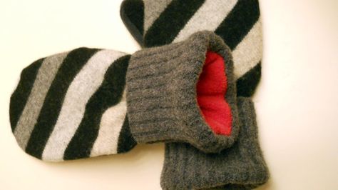 for the holidays... Mittens Sewing Pattern, Mitten Pattern, Sweater Mittens, Recycled Sweaters, Wool Mittens, Upcycle Sweater, Mittens Pattern, Diy Couture, Diy Pattern