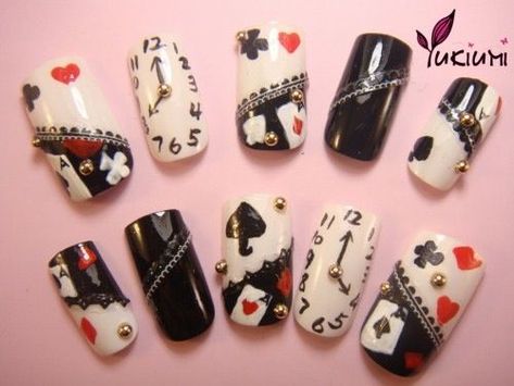 Extreme Nail Art, Poker Nails, Poker Art, Nail Halloween, Halloween Nail Art Ideas, Japanese Nail Design, Vegas Nails, Redecorating Ideas, Play Cards