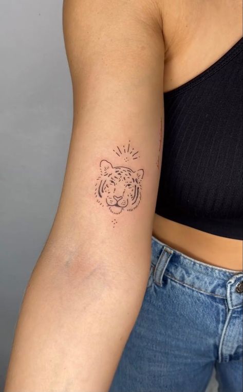 Tiger Tattoo Small Simple, Small Tiger Tattoo For Women Simple, Minimalist Tiger Tattoo Small, Minimalistic Tiger Tattoo, Tiger Small Tattoo, Tiger Tattoo Face, Mini Tiger Tattoo, Tiger Drawing Tattoo, Small Tiger Tattoo For Women