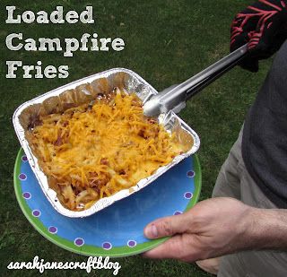 Loaded Campfire Fries Campfire Cheese Fries, Campfire Fries, Campfire Meals Fire Pits, Rv Camping Meals, Glamping Dinner, Foil Recipes, Rv Food, Campfire Chili, Food Rotation