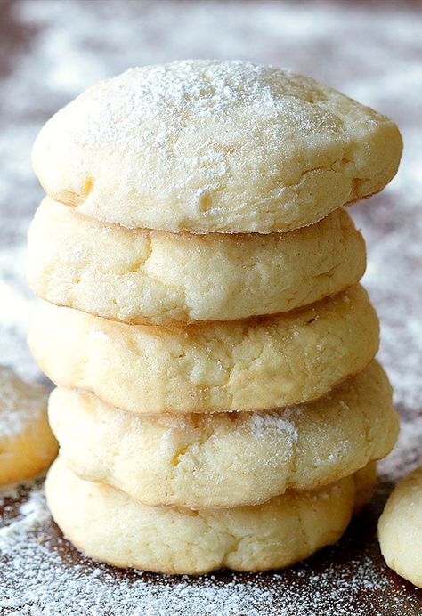 These cream cheese cookies are so easy you’re going to feel like you’re cheating ... Cream Cheese Cookie Recipe, Cream Cheese Sugar Cookies, Pudding Chia, Pastas Recipes, Unique Cookies, Cream Cheese Cookies, Cheese Cookies, Easy Cream, Cheesecake Brownies