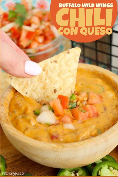 A perfect blend of creamy melted cheese, flavorful spices, hearty chili, and a medley of fresh diced tomatoes, green chilies, and jalapenos, made to taste just like the Buffalo Wild Wings version. Chili Con Queso Recipe, Chili Con Queso Dip, Con Queso Recipe, Queso Dip Recipes, Queso Recipe, Hearty Chili, Buffalo Wild, Fresh Fruit Recipes, Buffalo Wild Wings