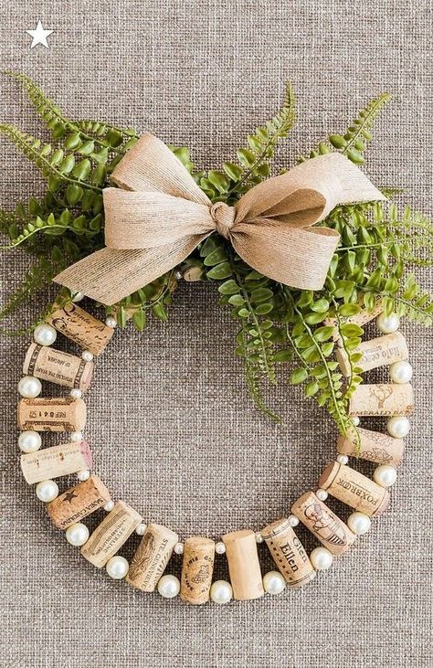 From Bottles To Beauty With 22 DIY... - Amazing Home Decor Cork Wreath Diy, Wine Cork Wreath, Christmas Angel Crafts, Cork Wreath, Wine Cork Diy Crafts, Wine Cork Diy, Cork Ideas, Cork Projects, Cork Diy