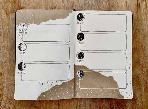 bullet journal, moon, stars, lunar, weekly spread, minimal, astrological Moon Bullet Journal, October Weekly Spread, Weekly Bullet Journal, Bullet Journal October, Journal Weekly Spread, Bullet Journal Month, Bullet Journal Monthly Spread, Bullet Journal Weekly, Journal Weekly