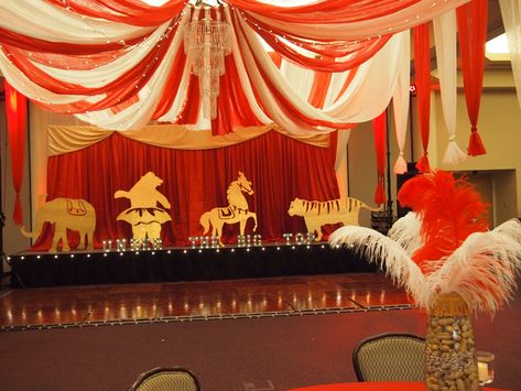 Vintage Circus Decorations, Under The Big Top Theme, Prom Ideas Theme, Twisted Carnival, Vintage Circus Theme, Auction Themes, Prom Vintage, Vintage Circus Party, Under The Big Top