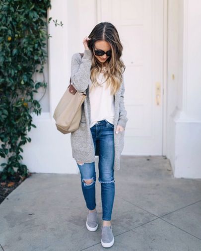 Gray Sneaker Outfits Women, Steve Madden Outfit, Grey Sneakers Outfit, Platform Sneakers Outfit, Pijamas Women, Sneaker Outfits Women, Sneaker Outfits, Womens Ripped Jeans, Tennis Shoes Outfit