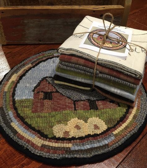 Primitive Rug Hooking, Wool Ideas, American Girl Dollhouse, Rug Hooking Kits, Hooked Rugs Primitive, Valentine Cards Handmade, Monks Cloth, Primitive Rugs, Rug Hooking Patterns