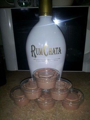 Rum Chata Pudding Shots, Rumchata Pudding Shots, Chocolate Jello, Jello Pudding Shots, Rum Chata, Milk Pudding, Pudding Shots, Jello Shot Recipes, Shot Recipes