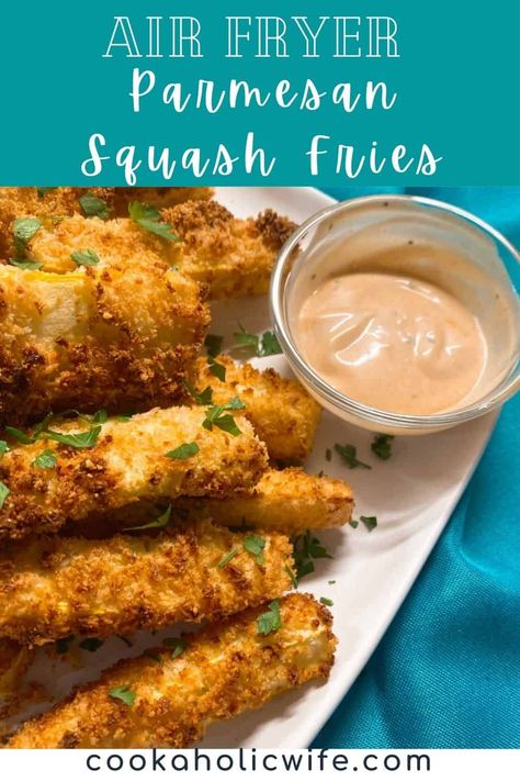 Easy Yellow Squash Recipes, Fried Yellow Squash, Parmesan Squash, Grilled Squash, Squash Fries, Yellow Squash Recipes, Summer Squash Recipes, Spring Meals, Healthy Side Dish