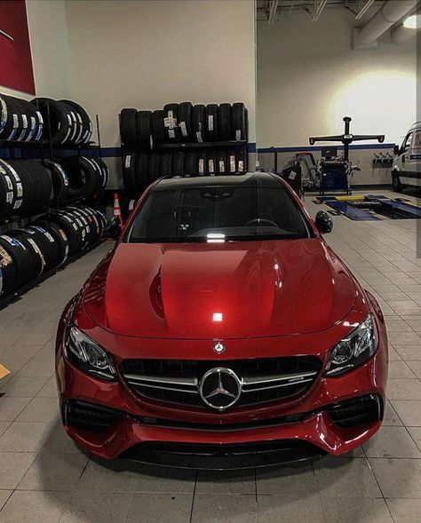 Candy Apple Red http://krro.com.mx/ Porsche Luxury, Benz Suv, R34 Gtr, Mercedes Benz Trucks, Mercedes Car, Benz S Class, Mercedes Benz Cars, Big Car, Benz Car