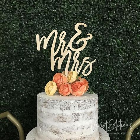 Name Place Settings, Gold Cake Topper Wedding, Gold Mirror Acrylic, Personalized Wedding Cake Toppers, Fall Wedding Cakes, Rose Gold Mirror, Mirror Silver, Gold Wedding Cake, Pink Mirror