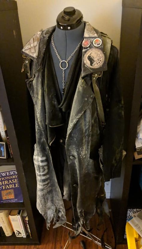 Post Apocalyptic Trench Coat, Wasteland Outfit, Wasteland Clothing, Post Apocalyptic Outfit, Apocalypse Outfit, Post Apocalyptic Clothing, Apocalypse Fashion, Zombie Apocalypse Outfit, Halloween Costumes 2022