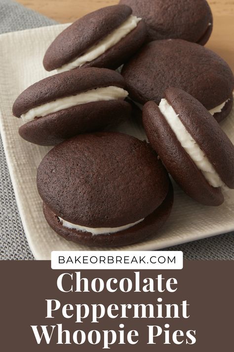 Peppermint Whoopie Pies, Hot Fudge Pie, Chocolate Cobbler, Best Christmas Cookie Recipe, Best Chocolate Desserts, Homemade Nutella, Coffee Cookies, Best Christmas Cookies, Chocolate Dessert Recipes