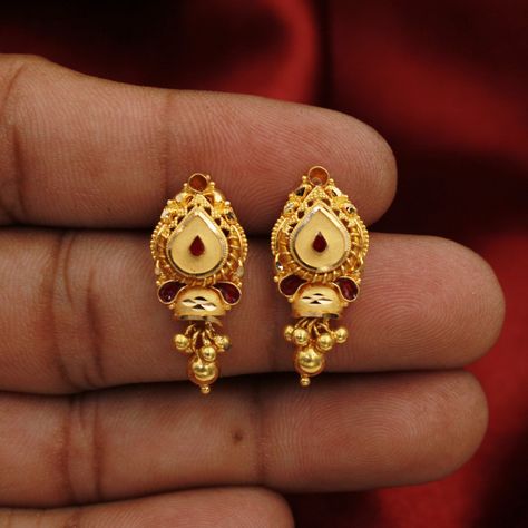 Tanishq Jewellery Earrings Gold, 3grams Gold Earrings Designs, 2 Grams Gold Earrings Designs Latest, 3grams Gold Earrings Indian, 3 Grams Gold Earrings, Gold Tops Earrings Indian, Dailyware Earrings Gold, 4 Grams Gold Ear Rings, 3 Grams Gold Earrings Indian