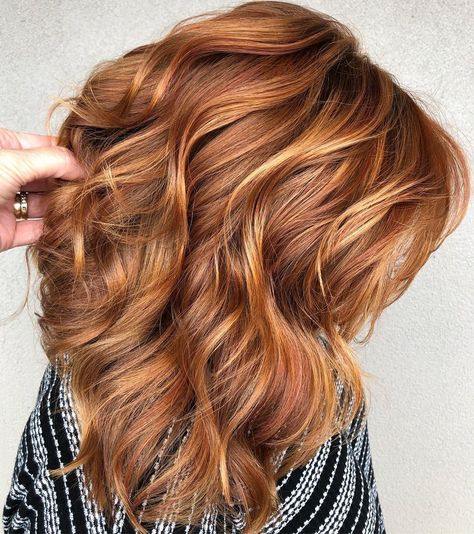 50 Dainty Auburn Hair Ideas to Inspire Your Next Color Appointment - Hair Adviser Auburn Hair Ideas, Auburn Blonde Hair, Natural Auburn Hair, Deep Auburn Hair, Light Auburn Hair Color, Brown Auburn Hair, Auburn Red Hair, Light Auburn Hair, Dark Auburn Hair