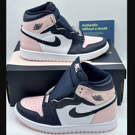 Air Jordan 1 Retro High Og Bubble Gum Atmosphere Pink Size 8 Style # Dd9335-641 New With Box Pics Of Shoes And Box In Images 100% Authentic Pink And Blue Jordans, Bubble Gum Jordans, Nike Jordans Women Blue, Jordans Women Blue, Air Jordan Bubble Gum, Casual Shoes Women Sneakers, Nike Shoes Women Fashion, Pretty Sneakers, Expensive Shoes