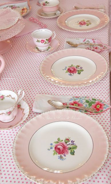 Aiken House & Gardens: Happy Valentine's Day Tea Cottage Style Dining Room, Tea Party Table Settings, Valentine Plates, Sunny Winter Day, Sunny Winter, Tea Party Table, Kitchen Plate, House Gardens, Dream Apartment Decor