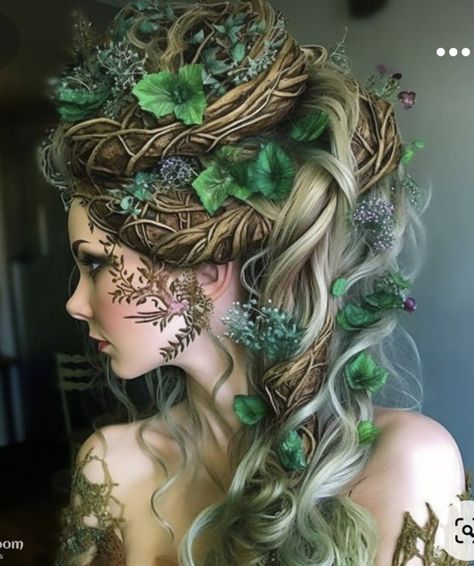 Forest Faerie Costume, Mother Nature Hair, Enchanted Forest Cosplay, Forest Goddess Costume, Woodland Fairy Hair, Enchanted Forest Costume Ideas, Nature Goddess Costume, Nature Dress Forests, Nature Witch Costume