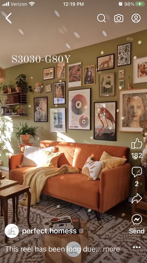 Behind Sofa Gallery Wall, Frame Set Up Layout Wall Ideas, Gallery Wall Behind Couch, Gallery Wall With Tv, Wall Frame Arrangements, Wall Behind Couch, Apt Decor, Art Placement, Behind Couch