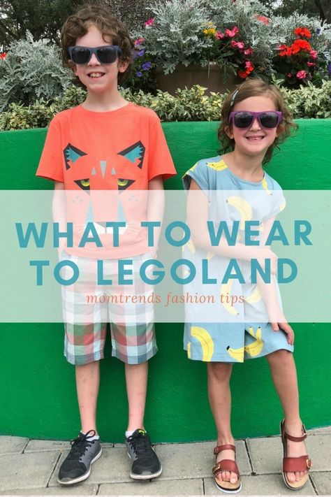 Legoland guide for families. What to wear to Legoland. #legoland #familytravel #travel #kids #familyfun #summervacation Legoland Outfit, Mom Trends, Legoland Windsor, Legoland California, Legoland Florida, Florida Outfits, California Outfits, What Should I Wear, Traveling With Baby