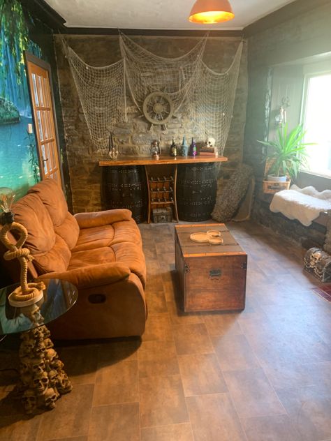 Pirates Room Decor, Pirates Of The Caribbean Room Ideas, Pirate Inspired Home Decor, Ship Bedroom Ideas, Piratecore Bedroom, Pirate Core Decor, Pirates Of The Caribbean Home Decor, Pirate Aesthetic Home Decor, Pirates Of The Caribbean Room Decor