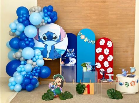 Lilo And Stitch Backdrop, Stitch Backdrop, Stitch Bday, Birthday Leo, Stitch Birthday, Twin First Birthday, Party Business, 9th Birthday, 7th Birthday