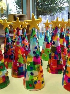 Christmas Crafts For Kids To Make, Paper Christmas Tree, Christmas School, Preschool Christmas, Christmas Classroom, Noel Christmas, Christmas Crafts For Kids, Winter Crafts