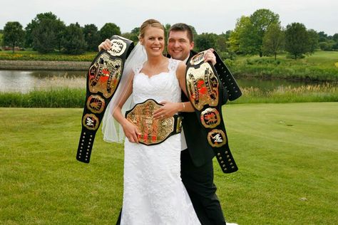 WWE wedding- this is so happening Wwe Wedding Theme, Wrestling Wedding, Wwe Wedding, Hockey Wedding, Funny Wedding, Wedding Inspirations, Wedding Humor, Wedding Plans, Wedding Pics