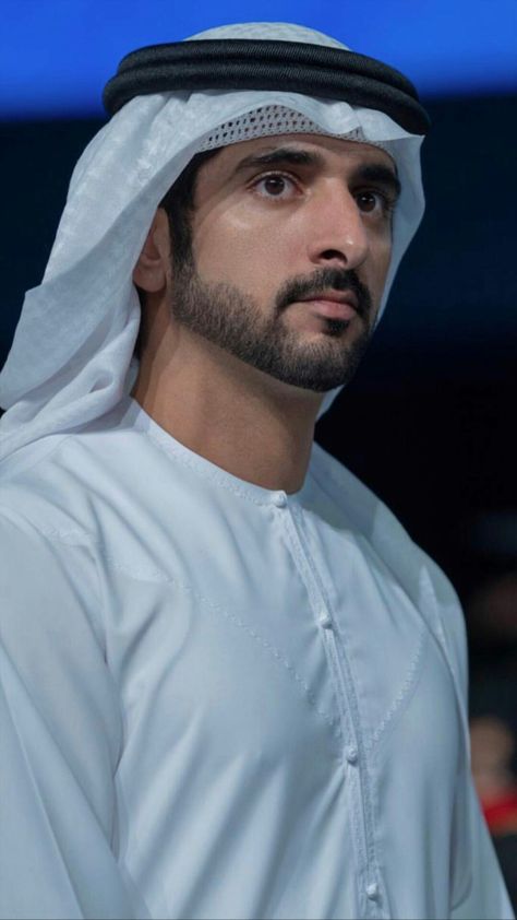 Fazza Hamdan, Queen And Prince Phillip, Pet Lion, Queen Victoria Prince Albert, Prince Of Dubai, Prince Hamdan, Handsome Men Quotes, Royal Family Pictures, Mohammed Bin Rashid Al Maktoum