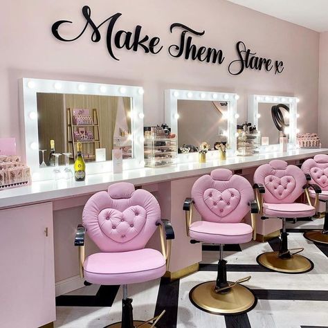 Salon Decor Studio, Makeup Studio Decor, Nail Salon Interior Design, Beauty Room Salon, Home Beauty Salon, Spa Room Decor, Hair Salon Interior, Salon Suites Decor, Beauty Room Decor