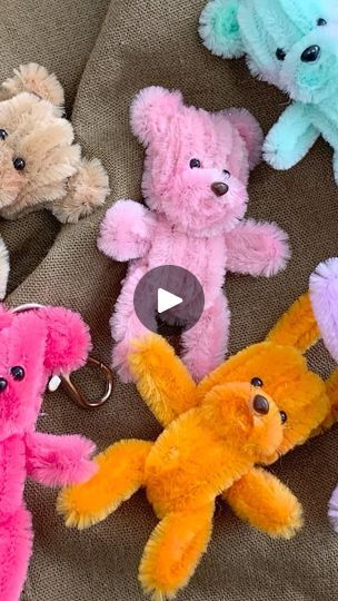 Arts And Crafts Pipe Cleaners, How To Make A Stuffed Animal Easy, Pipe Cleaner Bear Tutorial, Fuzzy Stick Crafts, Diy Pipe Cleaner Crafts, Easy Pipe Cleaner Crafts For Kids, Things To Make Out Of Pipe Cleaners, Pipe Cleaner Animals Step By Step, Things To Make With Pipe Cleaners