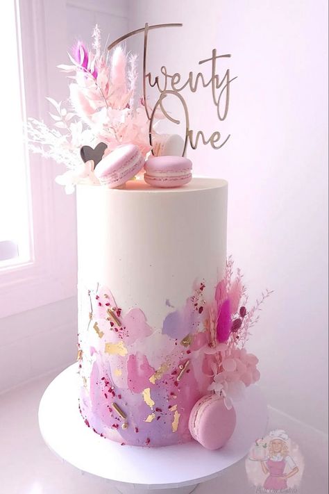 Modern Birthday Cakes, 21st Cake, Unique Birthday Cakes, 21st Birthday Cakes, 30 Birthday Cake, Elegant Birthday Cakes, Prințese Disney, 40th Birthday Cakes, Birthday Cakes For Women