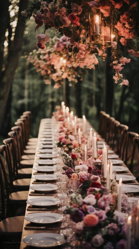 Autumn wedding, fall palette, long table setting, wedding table, wedding decor, boho bride, bohemian aesthetic, fall tones Table Decor Wedding Boho, Long Table Dinner Decor, Elegant Boho Wedding Table Decor, Long Table Dinner Set Up, Long Table Setting Ideas Dinner Parties, Bohemian Wedding Aesthetic, Long Table Wedding Set Up, Wedding Table Long Decor, Romantic Small Wedding