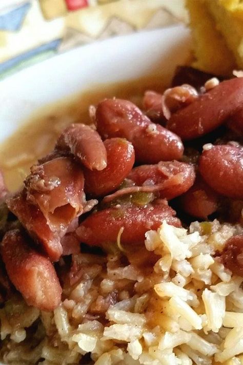 This authentic New Orleans red beans and rice is an easy red beans and rice recipe! Cook one of the best red beans and rice recipes using red beans, ham hock, smoked sausage, rice, and hot sauce. You will love cooking this red beans and rice recipe for dinner! Louisiana Red Beans And Rice Recipe, New Orleans Red Beans, Red Beans And Rice Recipe Easy, Red Bean And Rice Recipe, Red Beans And Rice Recipe, Red Beans N Rice Recipe, Beans And Corn, New Orleans Recipes, Sage Sausage