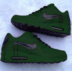 Custom Nike Shoes, Shoes Sneakers Jordans, Nike Free Run, Nike Air Shoes, Cute Sneakers, Fresh Shoes, Hype Shoes, Gym Shoes, Bottle Green