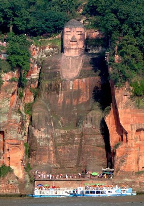 Leshan Giant Buddha, Sichuan Province, China Buddha Photo, Giant Buddha, Joss Stone, Exotic Places, China Travel, To Infinity And Beyond, Stock Photography Free, Lonely Planet, Places Around The World