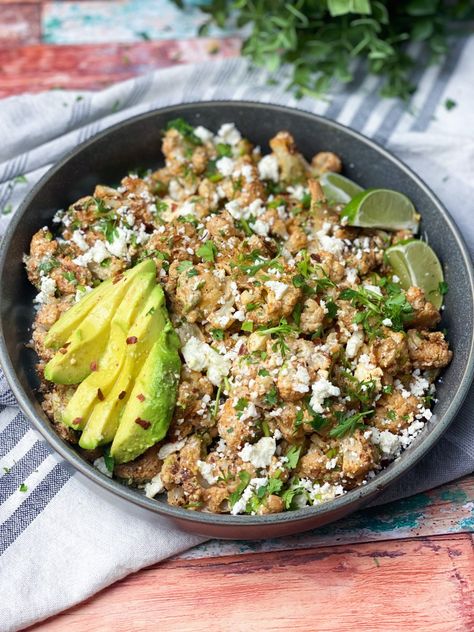 Mexican Street Cauliflower, Street Cauliflower, Mexican Street Style, Taco Side Dishes, Beef Stroganoff Crockpot, Chicken Pita, Fresh Avocado, Crockpot Beef, Mexican Street