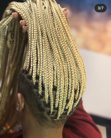 Blonde Braids Shaved Sides, Knotless Braids With Shaved Sides, Braids With Shaved Sides Black Women, Tapered Locs, Box Braids Shaved Sides, Natural Hair Repair, Protective Style Braids, Shaved Side, Braids With Shaved Sides