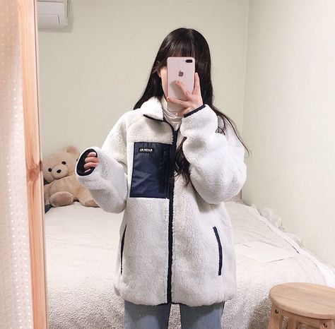 Korean Fleece Jacket, Fleece Jacket Outfit Korean, Jacket Outfit Korean, Manifestation Things, Fleece Jacket Outfit, French Style Dresses, Korean School, Outfit Korean, Korean Girl Fashion