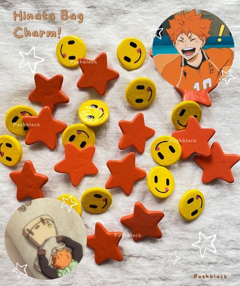 Handmade Hinata Shoyo Bag Charm restocks!😋⭐️ Charms made with air dry clay, painted with acrylic paint and coated with varnish for glossy looks!✨🏐 (P. S.) this is the last batch for this month, so grab it fast!! #airdryclay #claycharm #hinatashoyo #karasuno #haikyuu #haikyu #clayart #smallbusiness #handmade #nekoma Bag Pins Ideas, Cute Clay Charms, Charms Aesthetic, Graffiti Art Letters, Hinata Shoyo, Soft Clay, Bag Pins, Tanah Liat, Diy Bracelet Designs