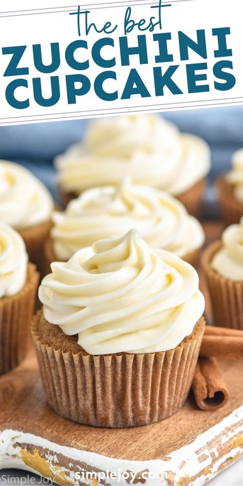 Pumpkin Zucchini Muffins, Zucchini Desserts, Zucchini Cupcakes, Zucchini Cakes Recipe, Zucchini Recipes Dessert, Cupcakes With Cream Cheese Frosting, Cream Cheese Frosting Recipe, Cake With Cream Cheese, Yummy Cupcakes